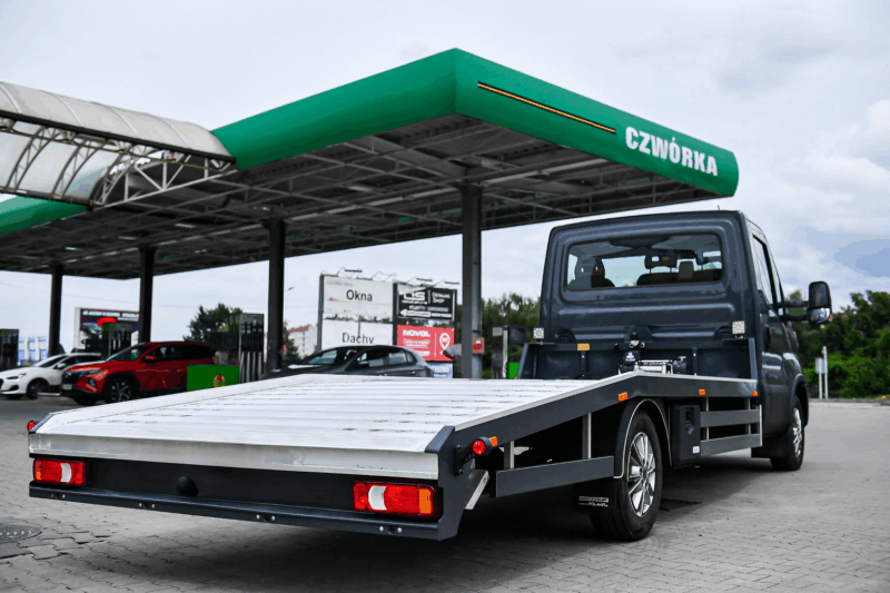 Samochód z wypożyczalni samochodów - Wypożycz Bus w Rzeszowie