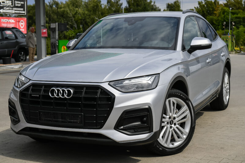 Samochód z wypożyczalni samochodów - Wypożycz Bus w Rzeszowie