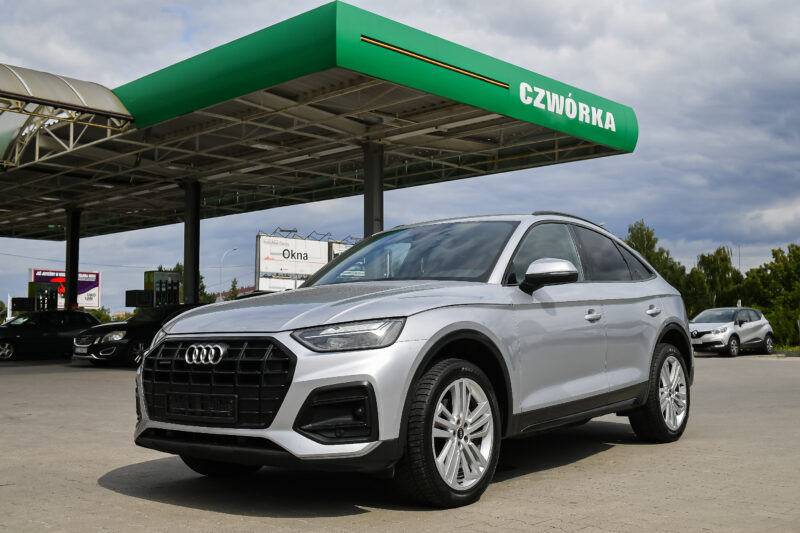 Samochód z wypożyczalni samochodów - Wypożycz Bus w Rzeszowie